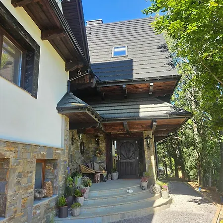 Aparthotel Highland Pod Gubalowka 3*